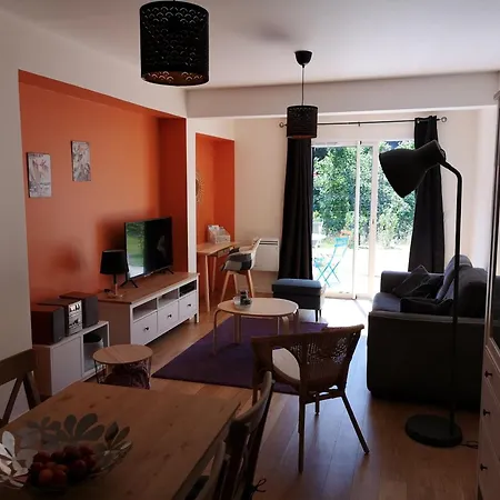 2 Pieces Avec Jardin Et Parking, Proche Thermes Et - Fr-1-858-18 Mont-Dore